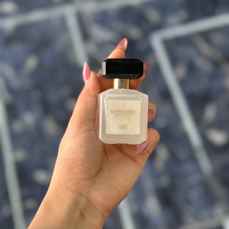 عطر سوپراسمارت ویکتوریا 25 میل  069 super smart